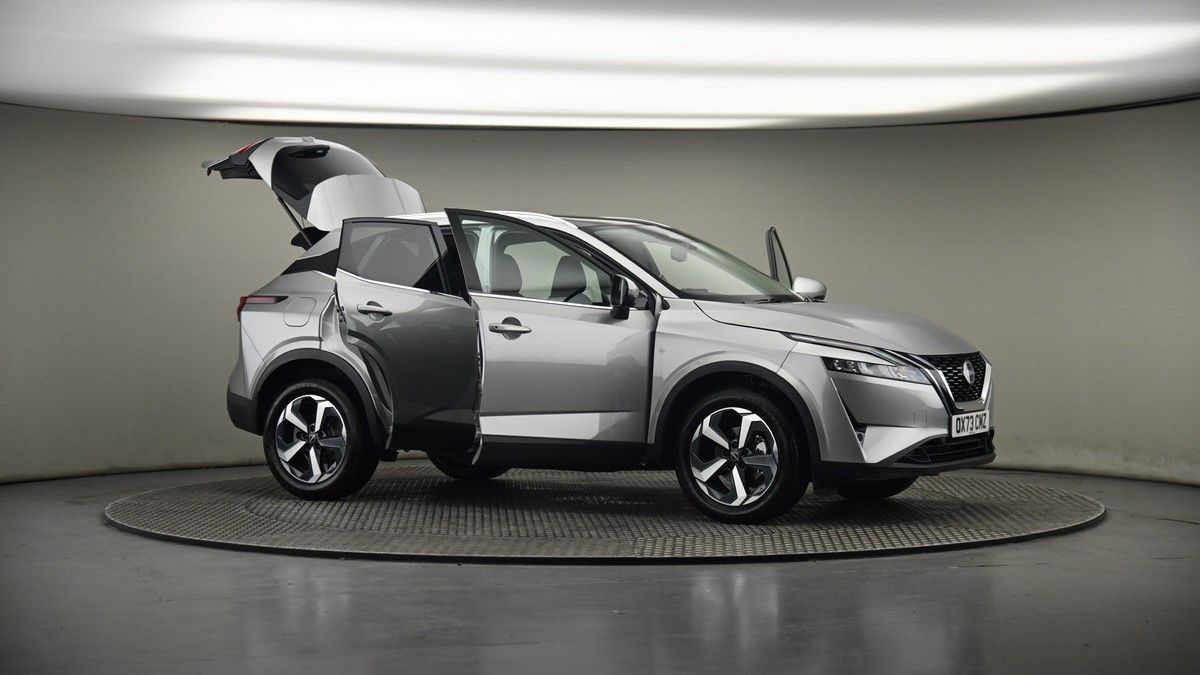 More views of Nissan Qashqai