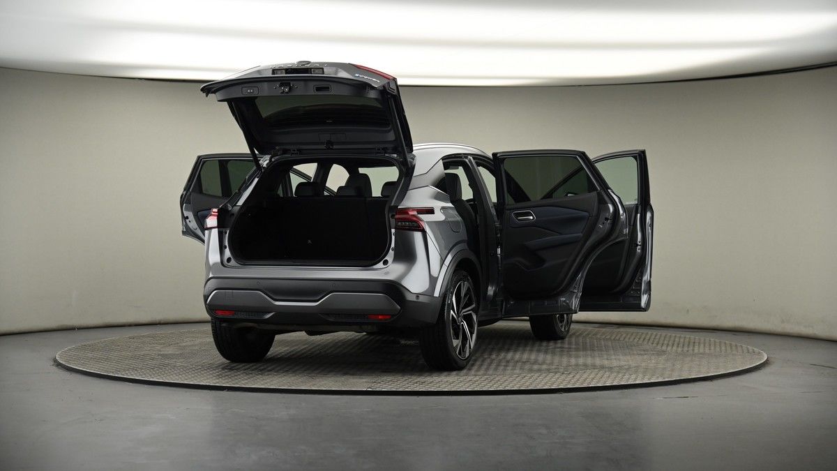 More views of Nissan Qashqai