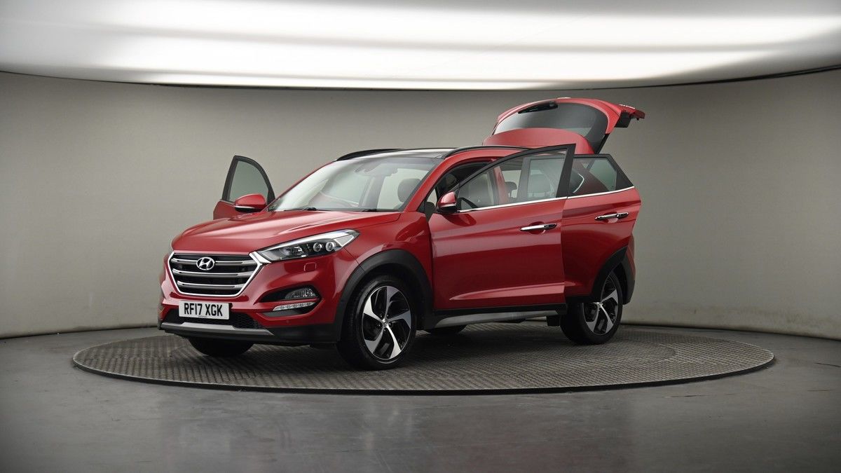 More views of Hyundai TUCSON