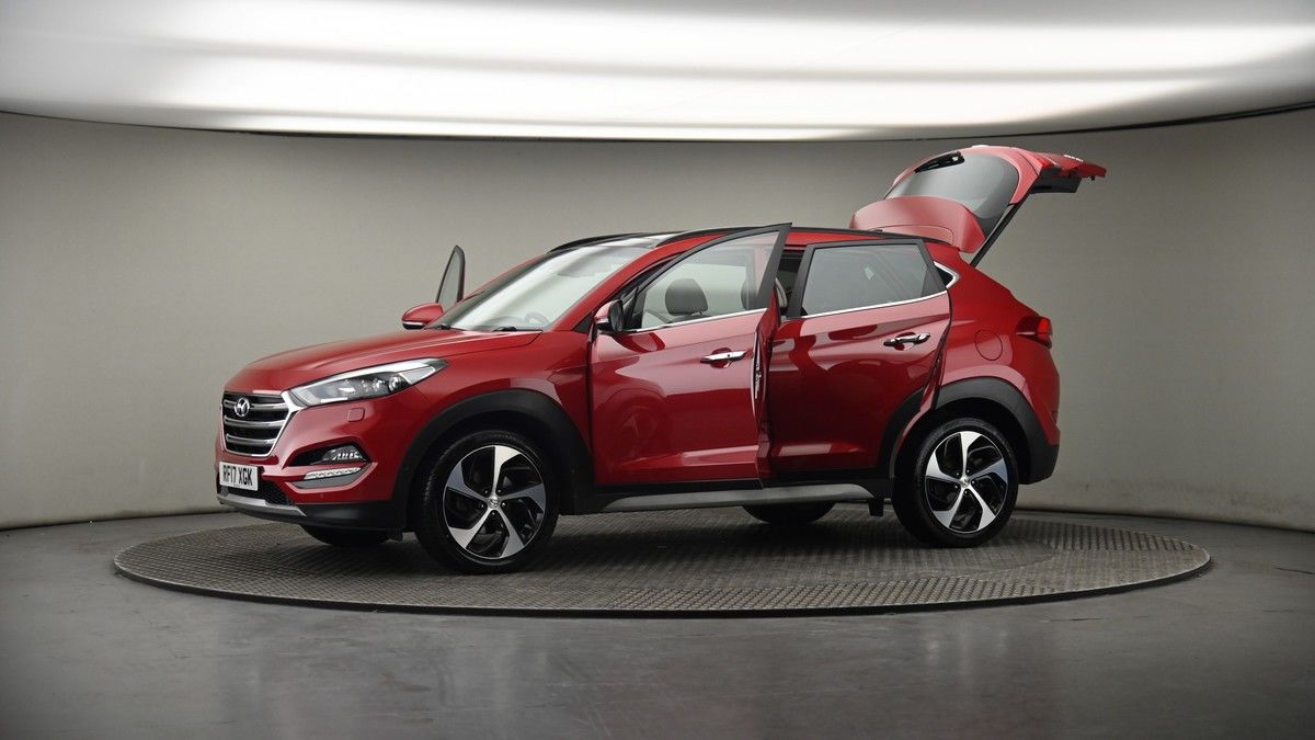 More views of Hyundai TUCSON