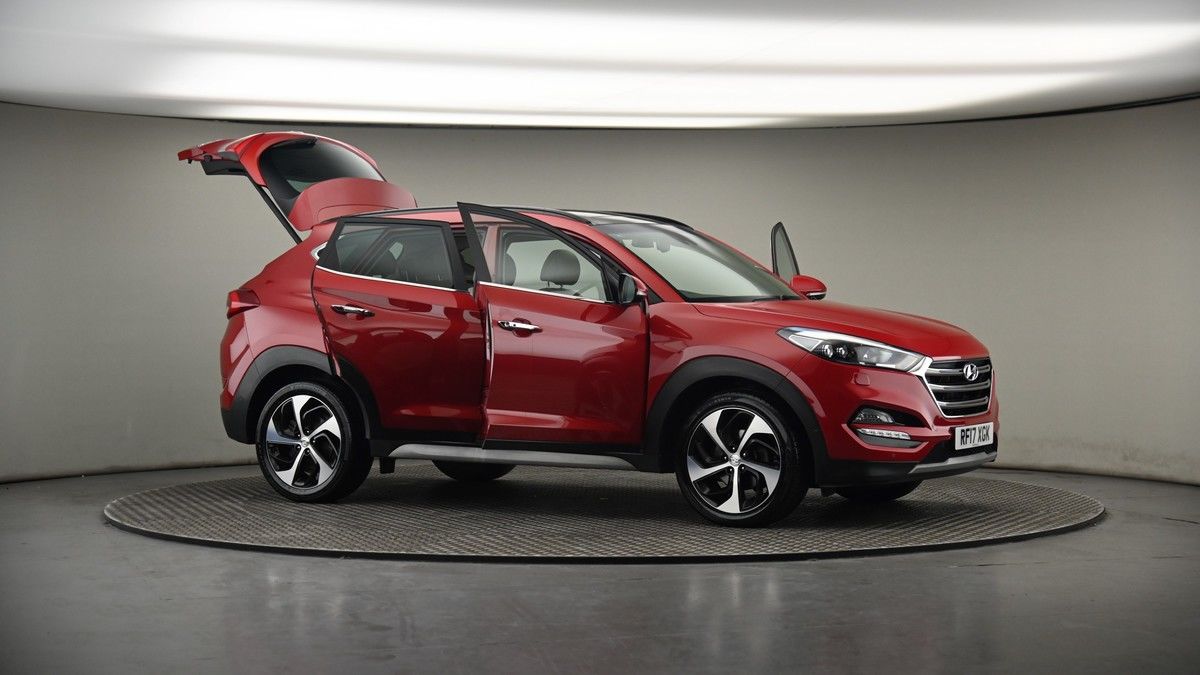 More views of Hyundai TUCSON