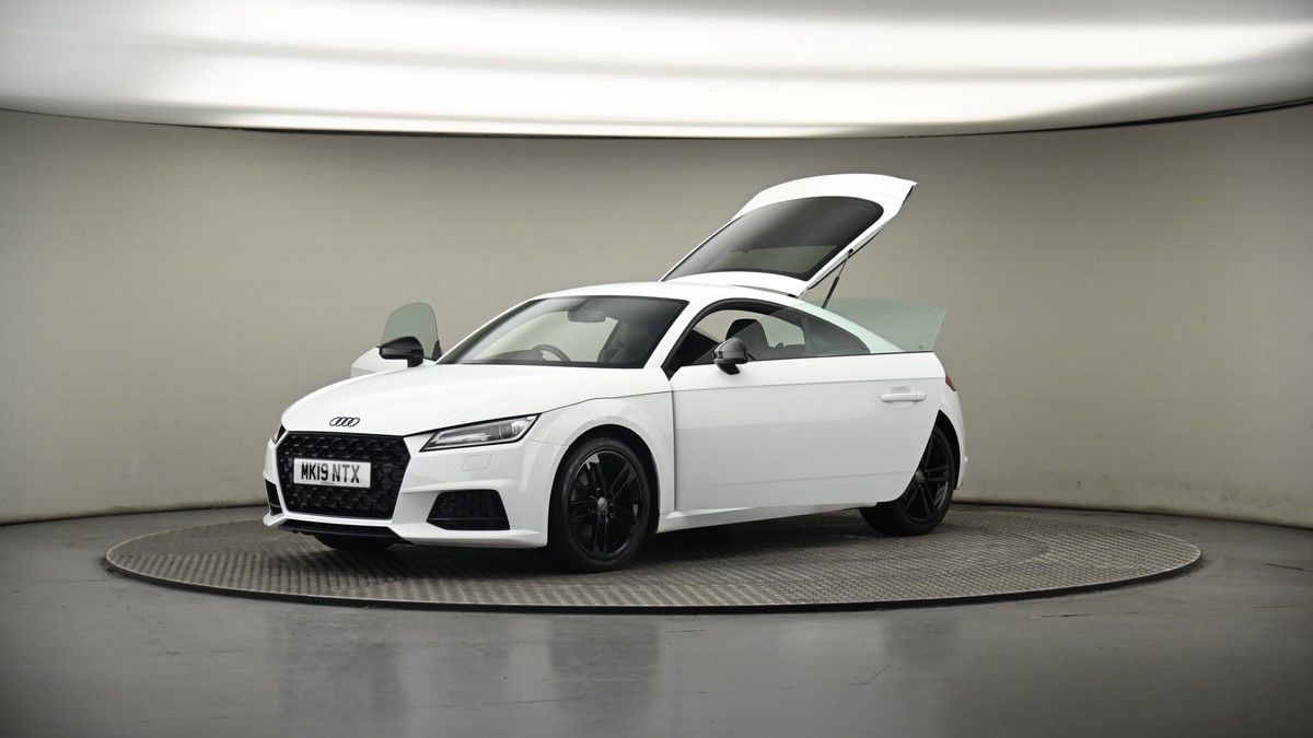 More views of Audi TT