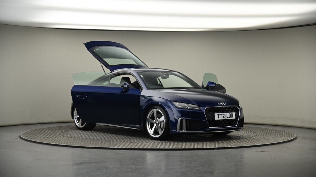 More views of Audi TT