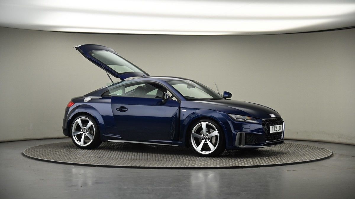 More views of Audi TT