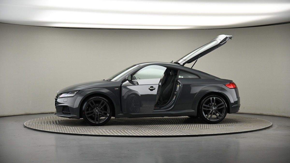 More views of Audi TT