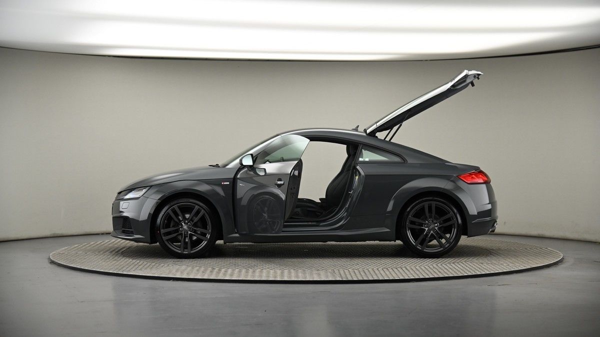 More views of Audi TT