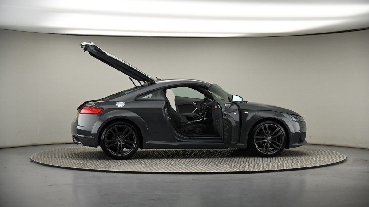 More views of Audi TT