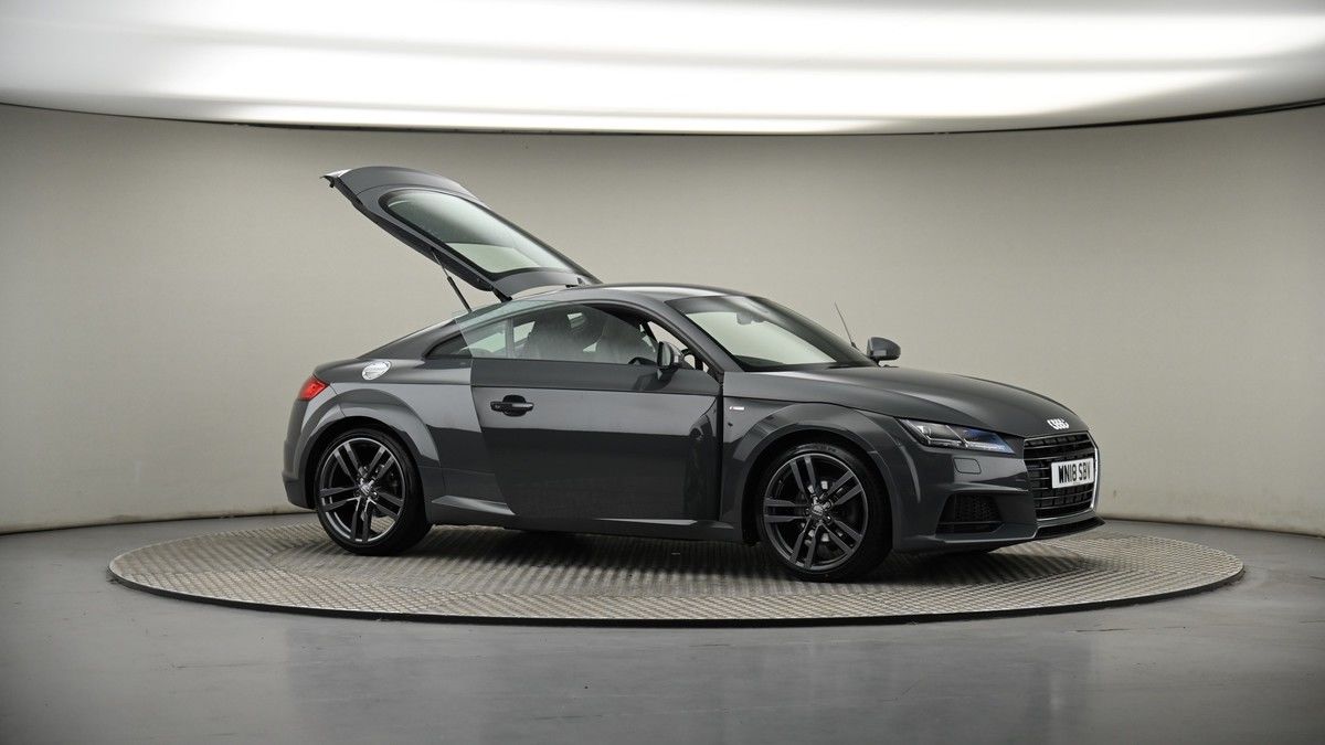 More views of Audi TT