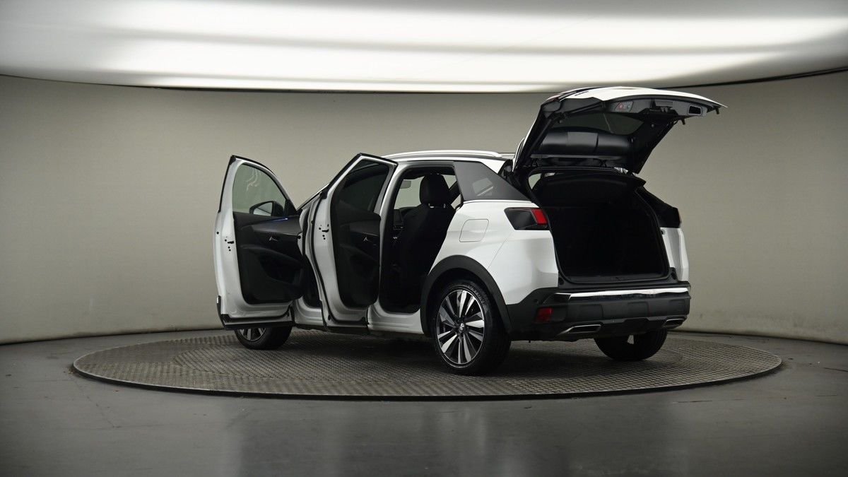 More views of Peugeot 3008