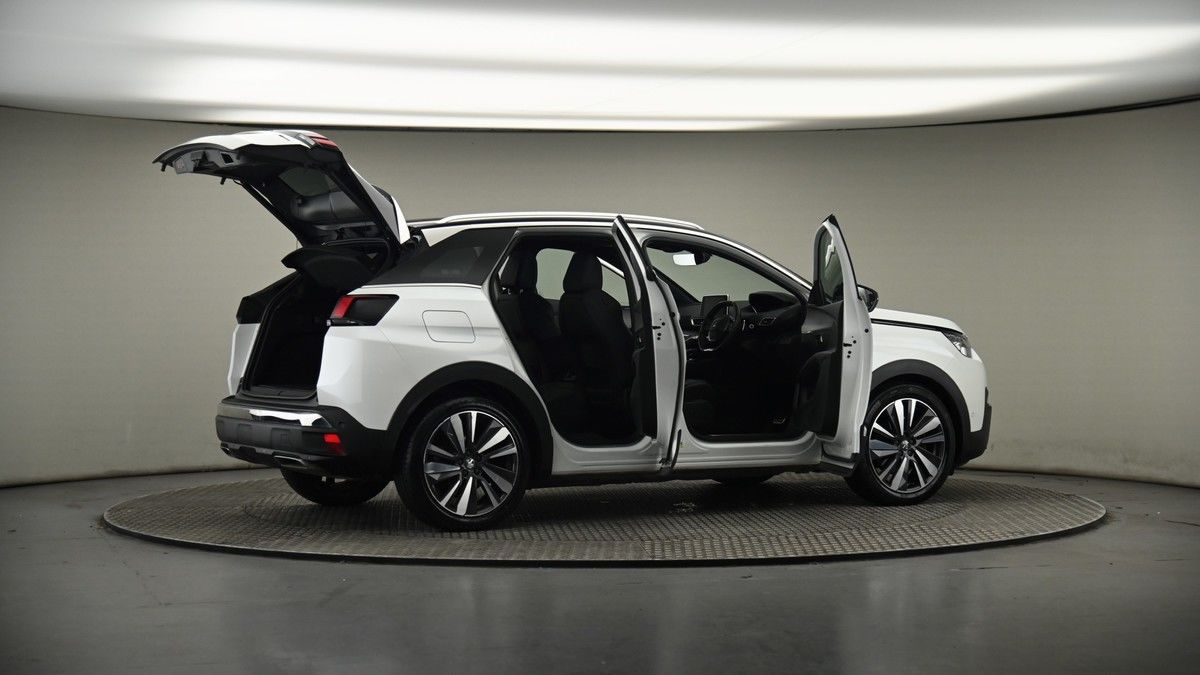 More views of Peugeot 3008