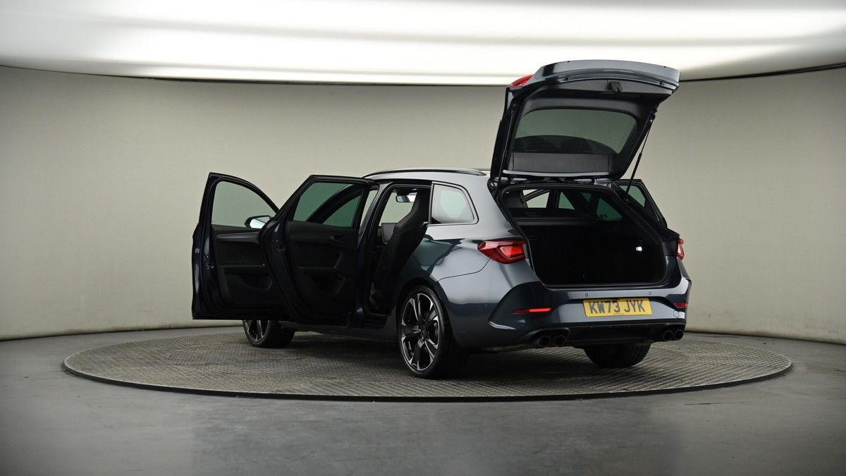 CUPRA Leon Image 8