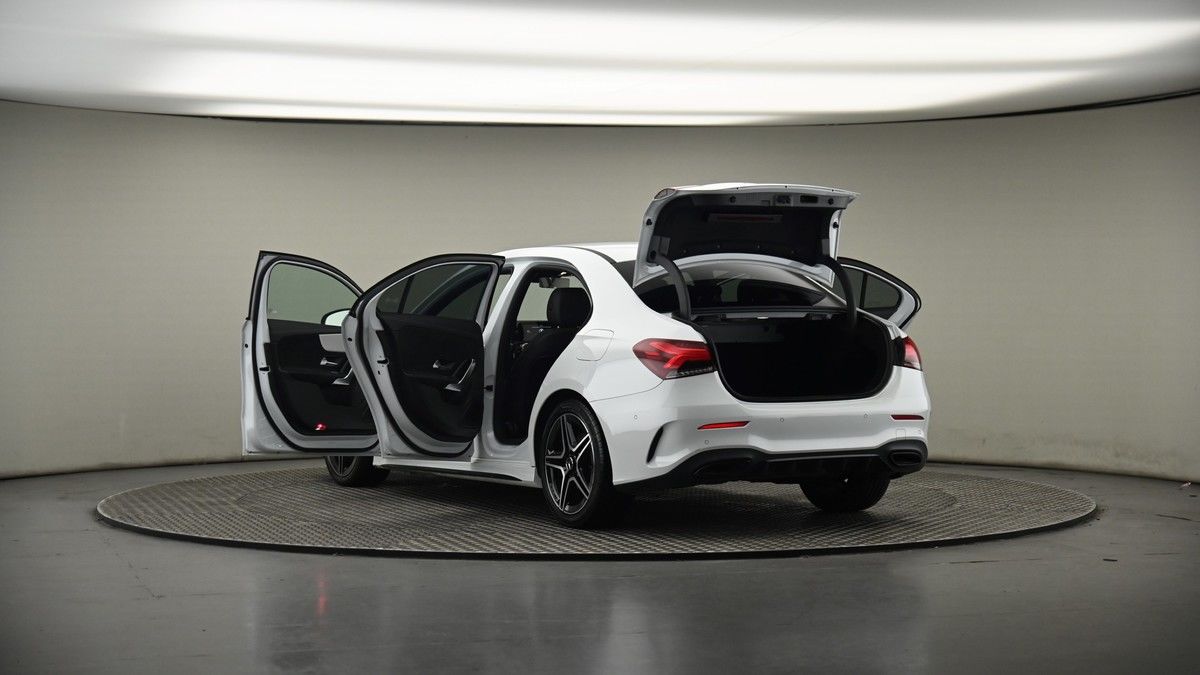 Mercedes-Benz A Class Image 8