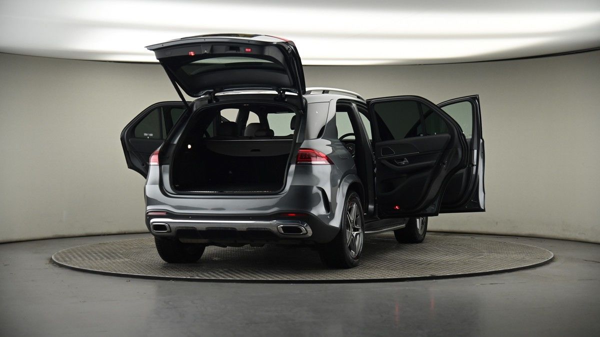 More views of Mercedes-Benz GLE