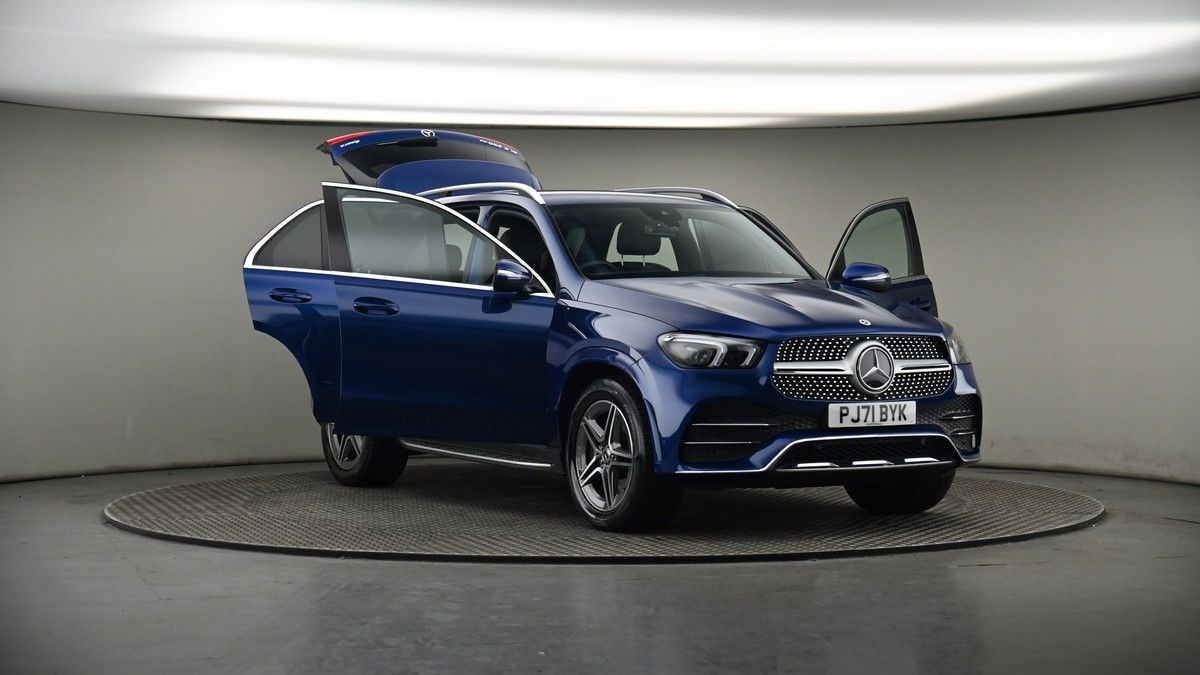 More views of Mercedes-Benz GLE