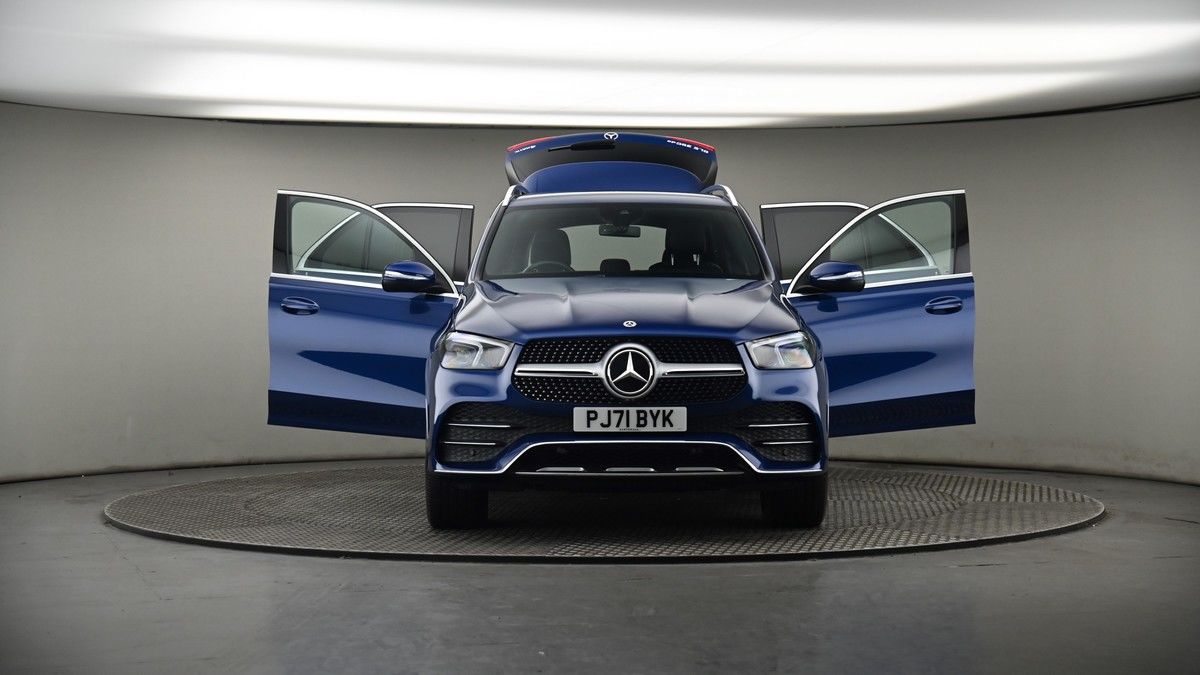 More views of Mercedes-Benz GLE