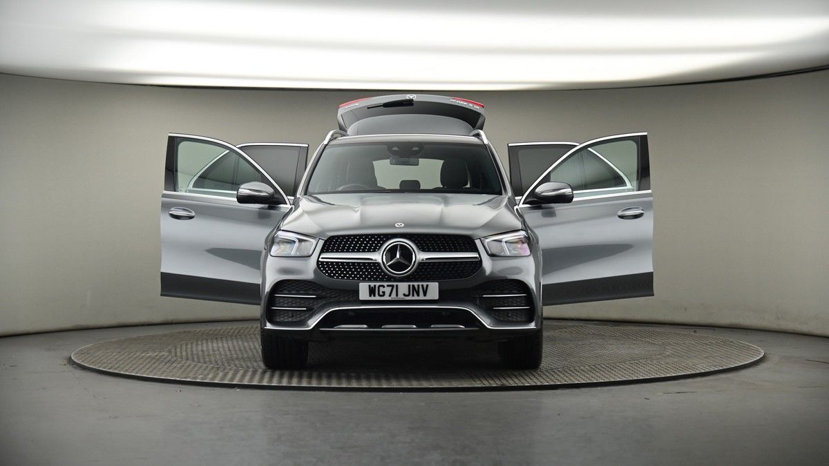 More views of Mercedes-Benz GLE