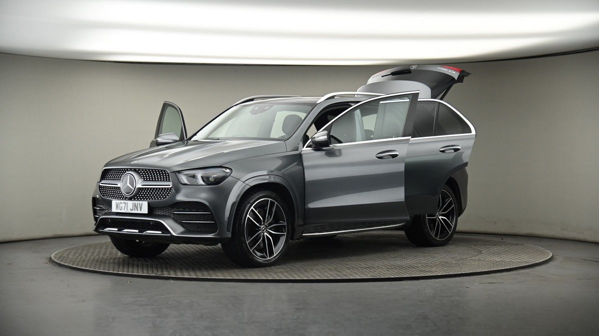 More views of Mercedes-Benz GLE