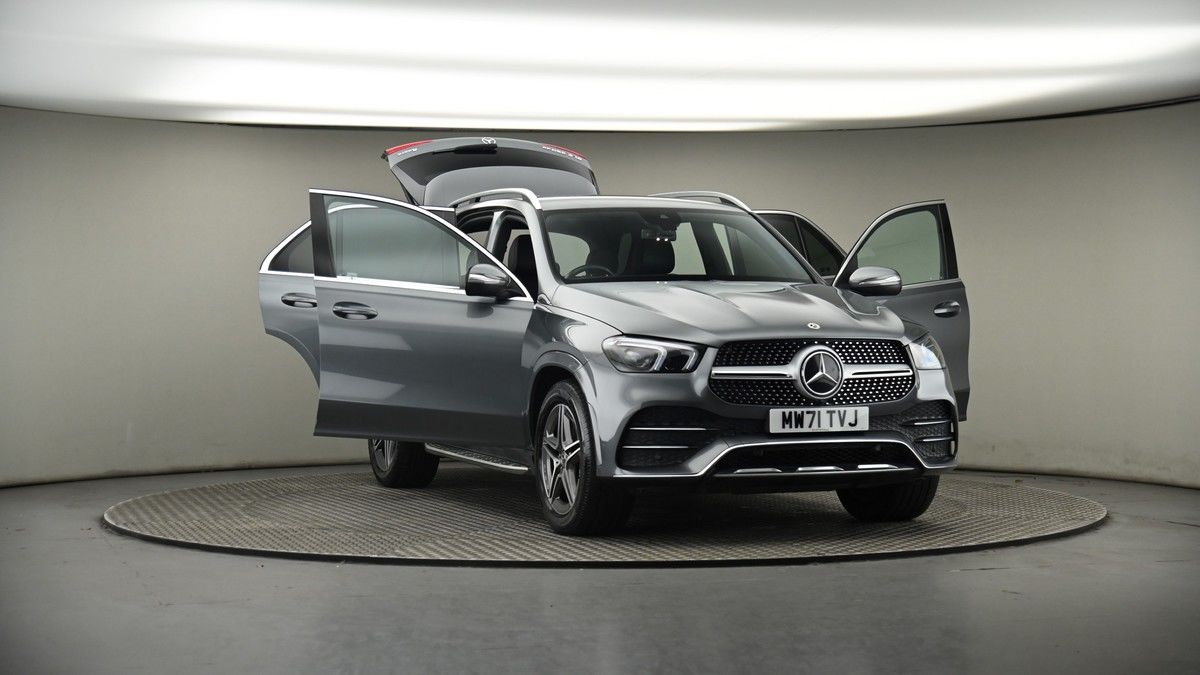 More views of Mercedes-Benz GLE