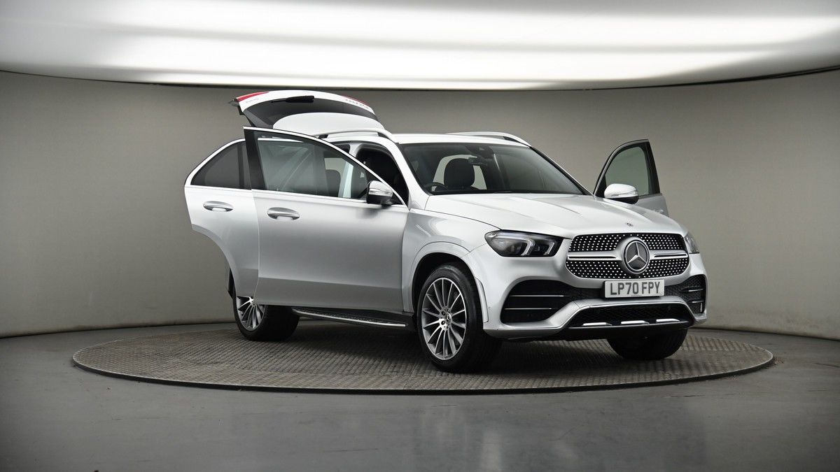 More views of Mercedes-Benz GLE