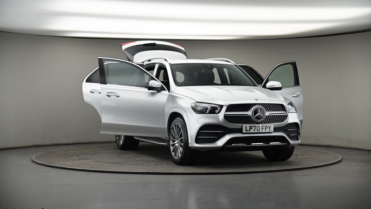 More views of Mercedes-Benz GLE