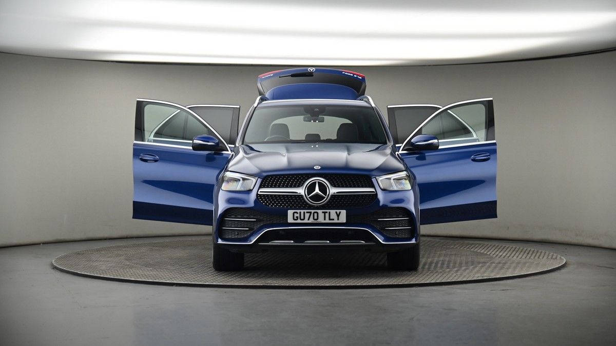 More views of Mercedes-Benz GLE