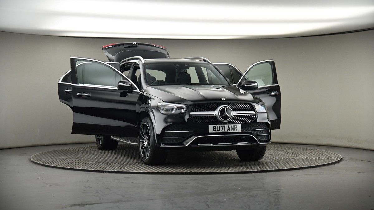 More views of Mercedes-Benz GLE