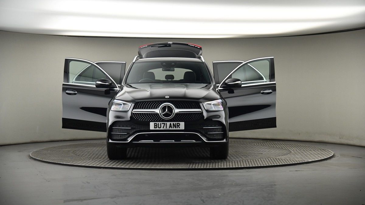 More views of Mercedes-Benz GLE