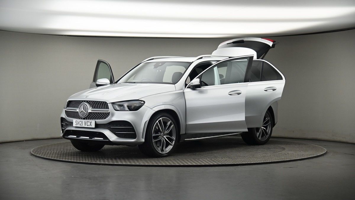 More views of Mercedes-Benz GLE