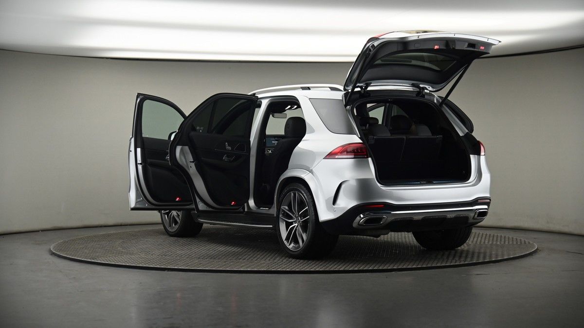 Mercedes-Benz GLE Image 8