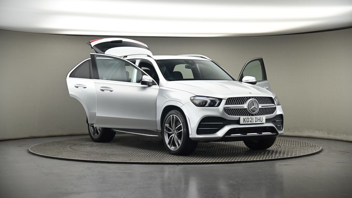 More views of Mercedes-Benz GLE