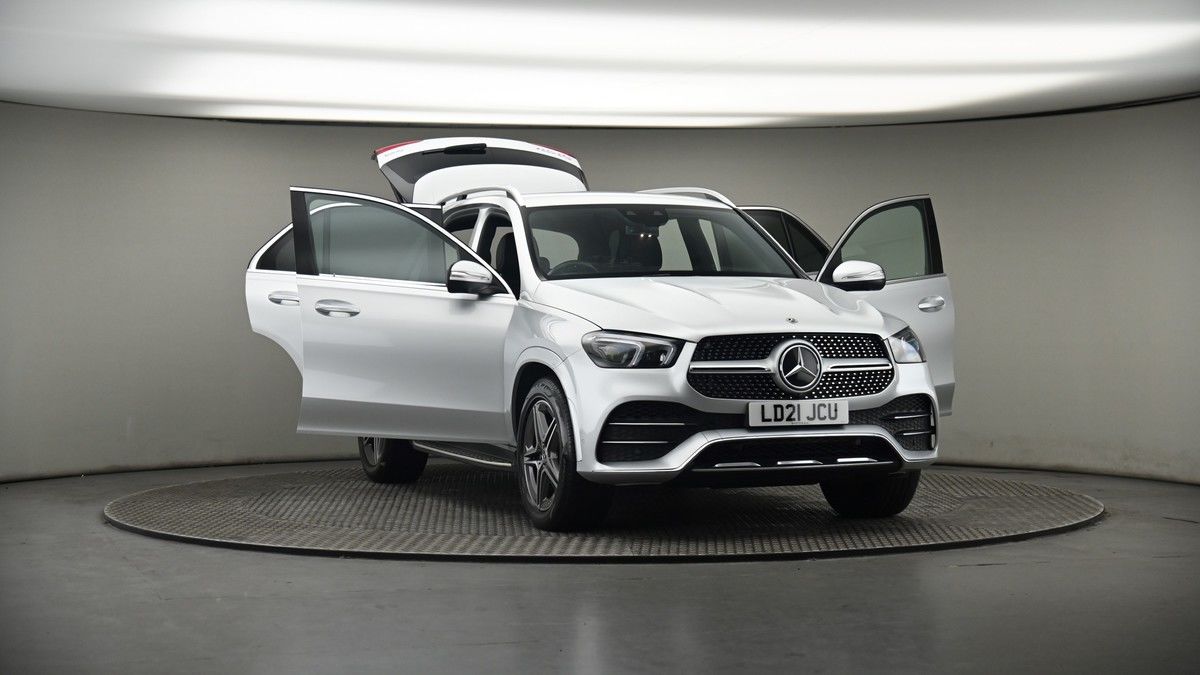 More views of Mercedes-Benz GLE