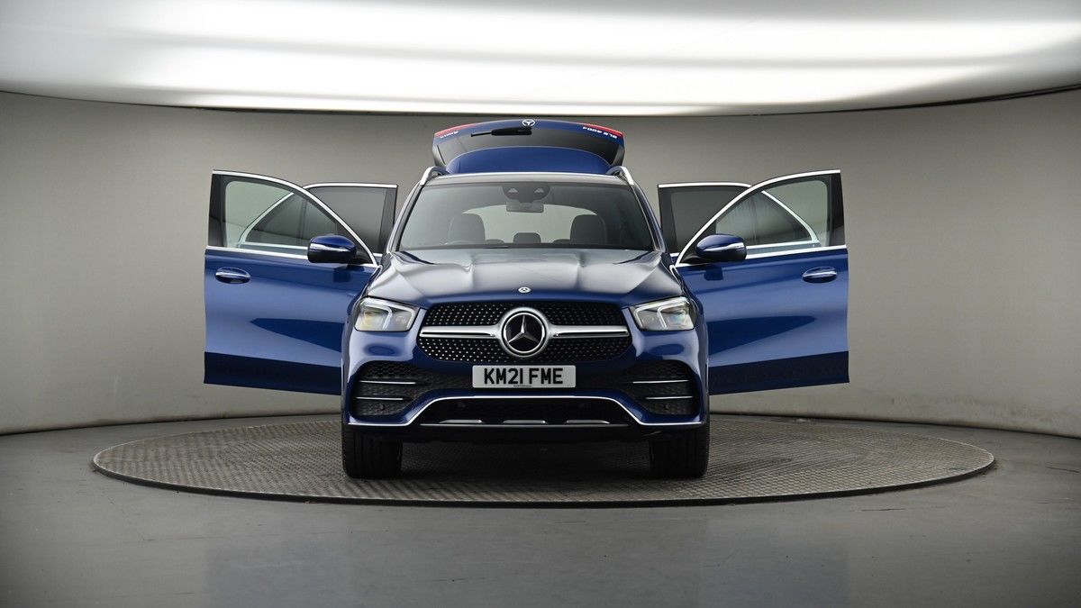 More views of Mercedes-Benz GLE