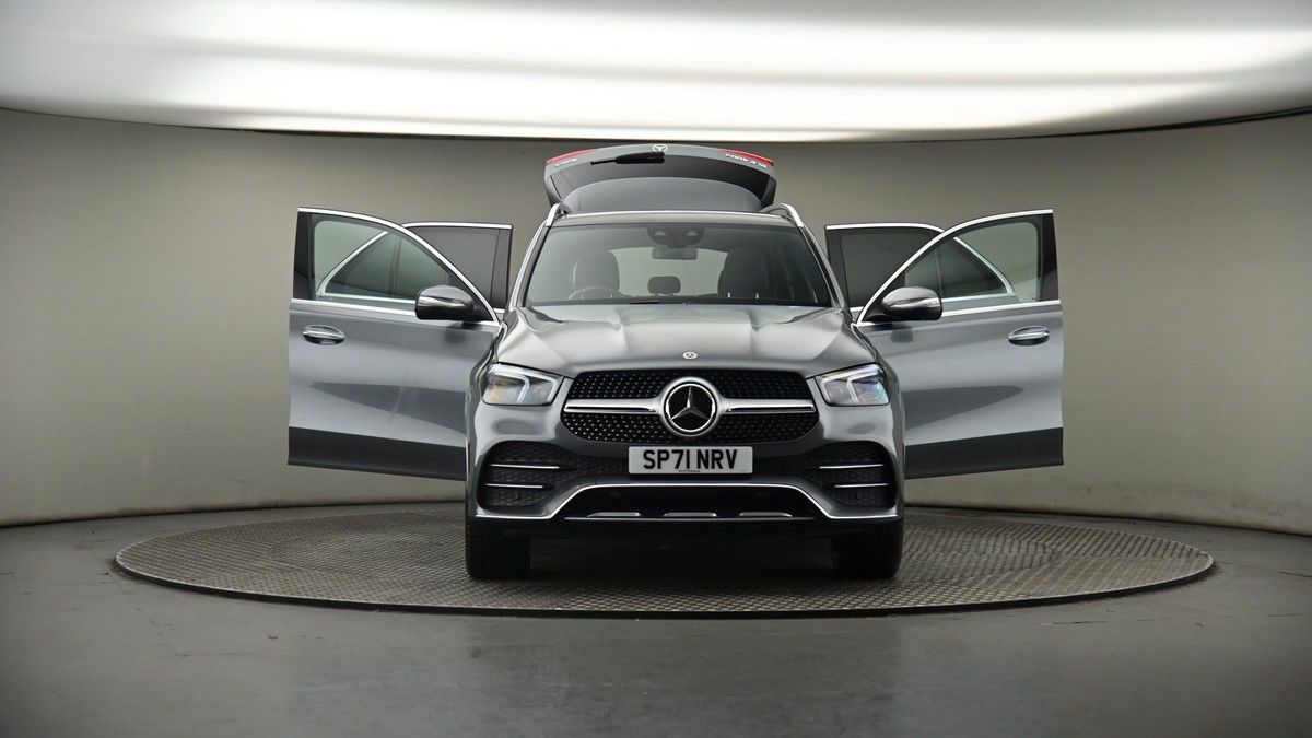 More views of Mercedes-Benz GLE