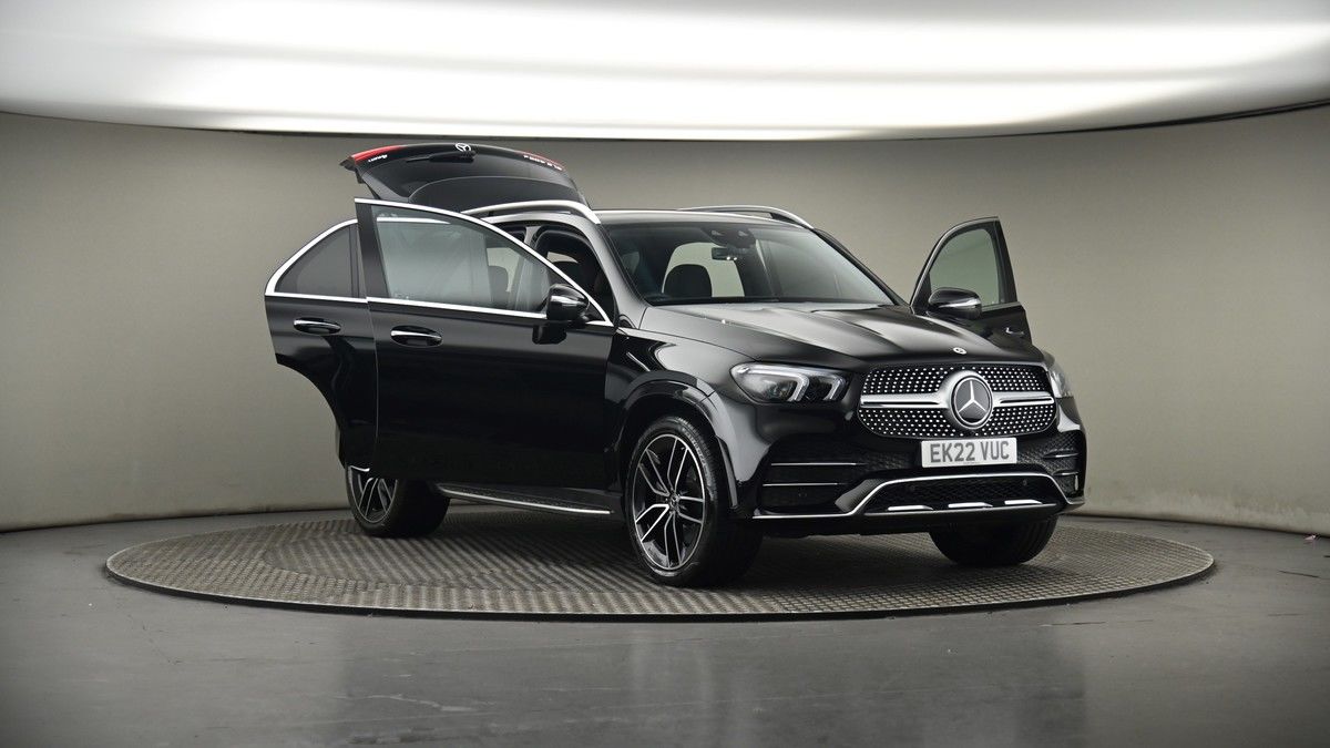 More views of Mercedes-Benz GLE