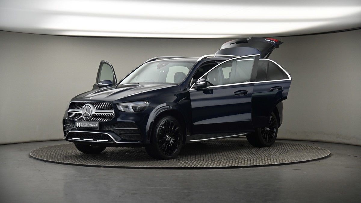 More views of Mercedes-Benz GLE