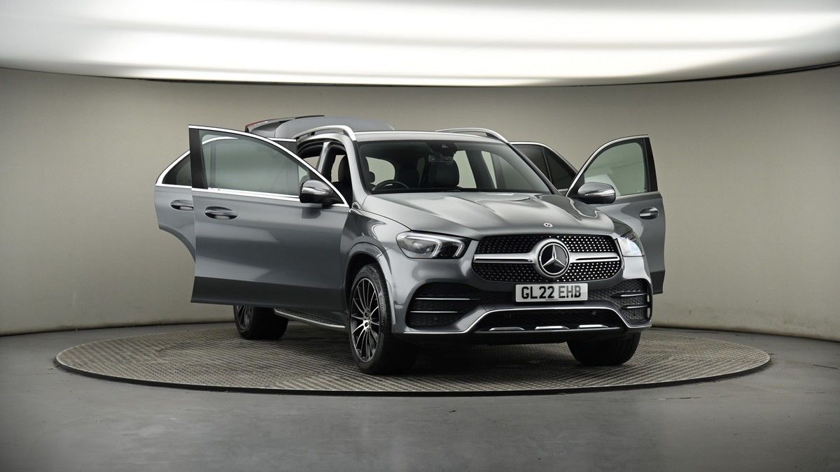 More views of Mercedes-Benz GLE