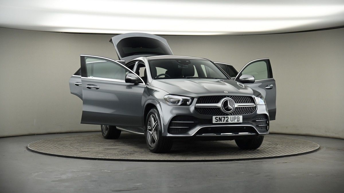 More views of Mercedes-Benz GLE