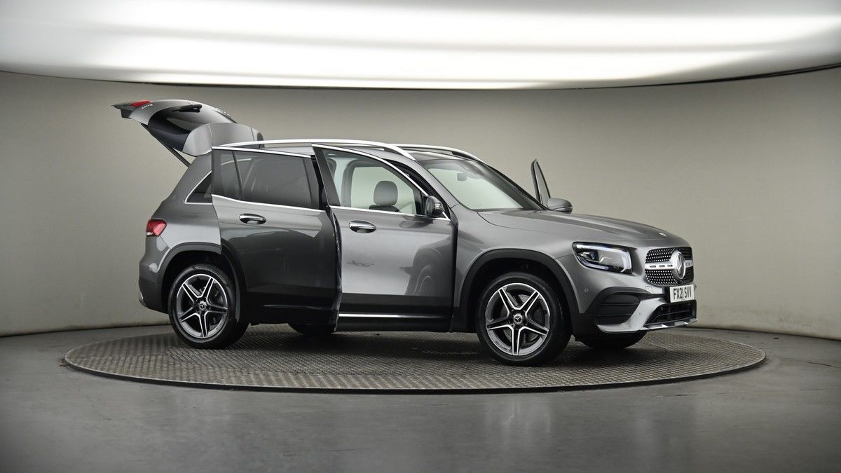 More views of Mercedes-Benz GLB