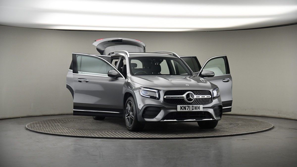 More views of Mercedes-Benz GLB