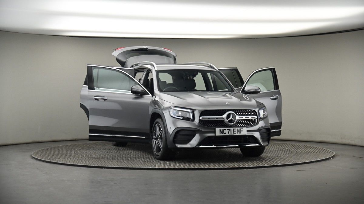 More views of Mercedes-Benz GLB