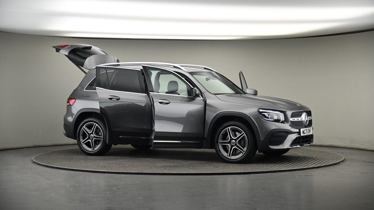 More views of Mercedes-Benz GLB