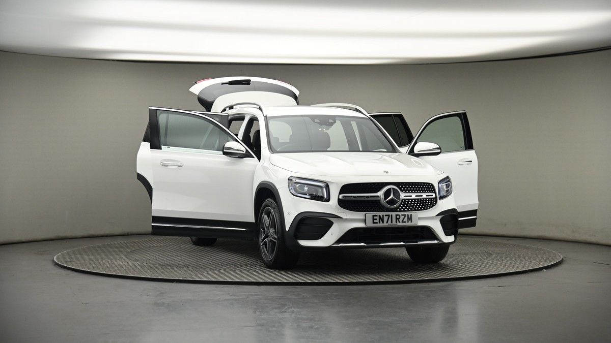 More views of Mercedes-Benz GLB