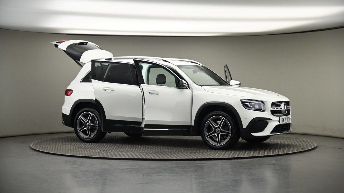 More views of Mercedes-Benz GLB