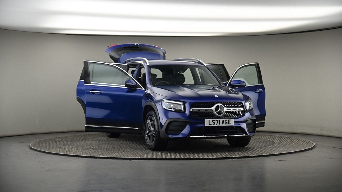 More views of Mercedes-Benz GLB