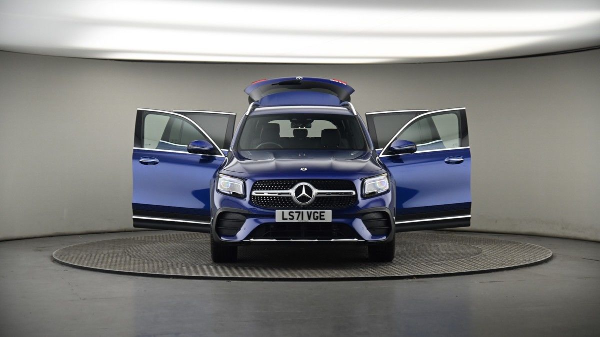 More views of Mercedes-Benz GLB