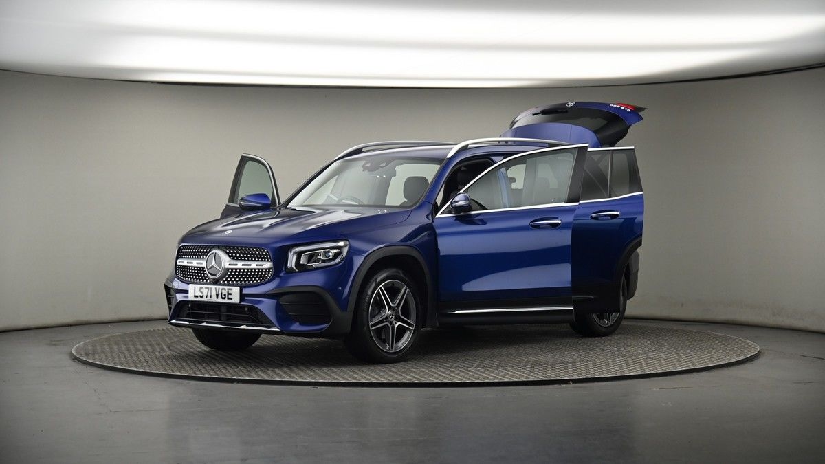 More views of Mercedes-Benz GLB