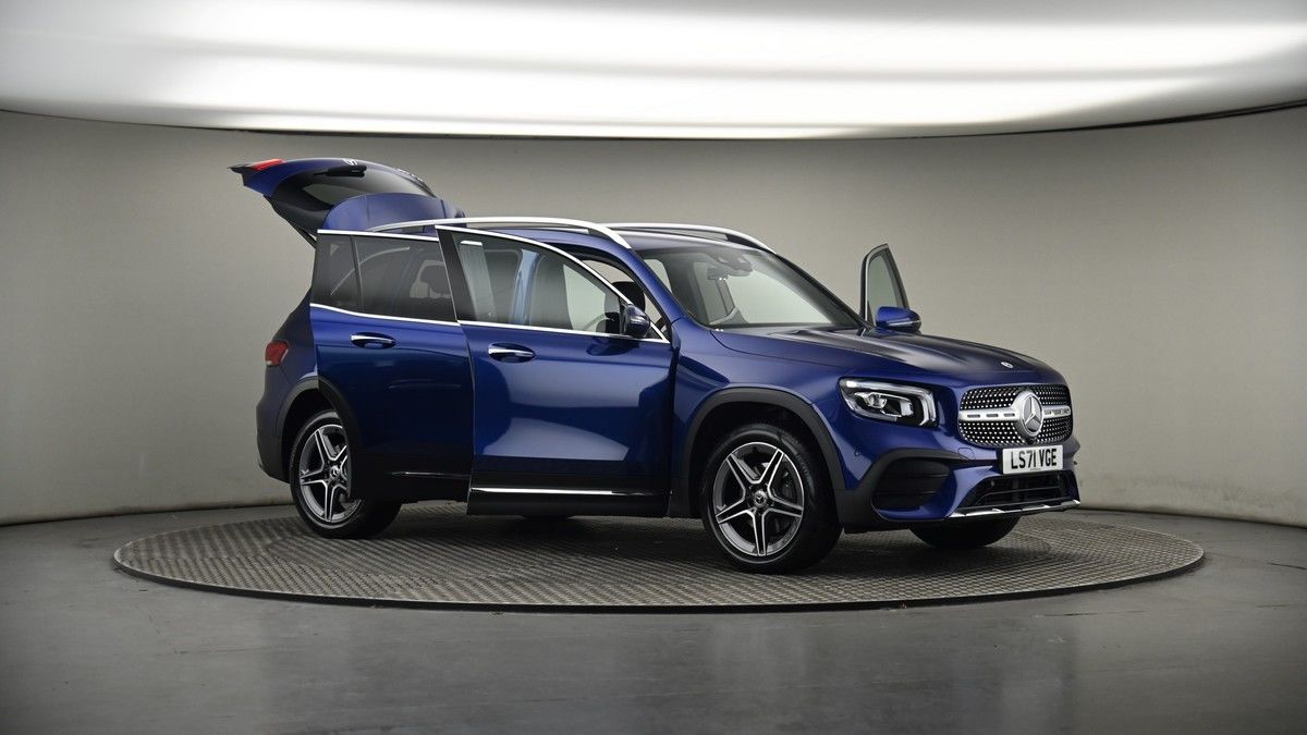 More views of Mercedes-Benz GLB