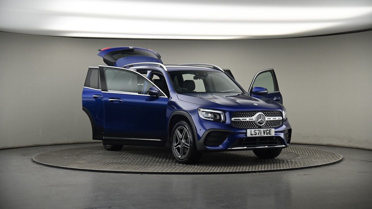 More views of Mercedes-Benz GLB