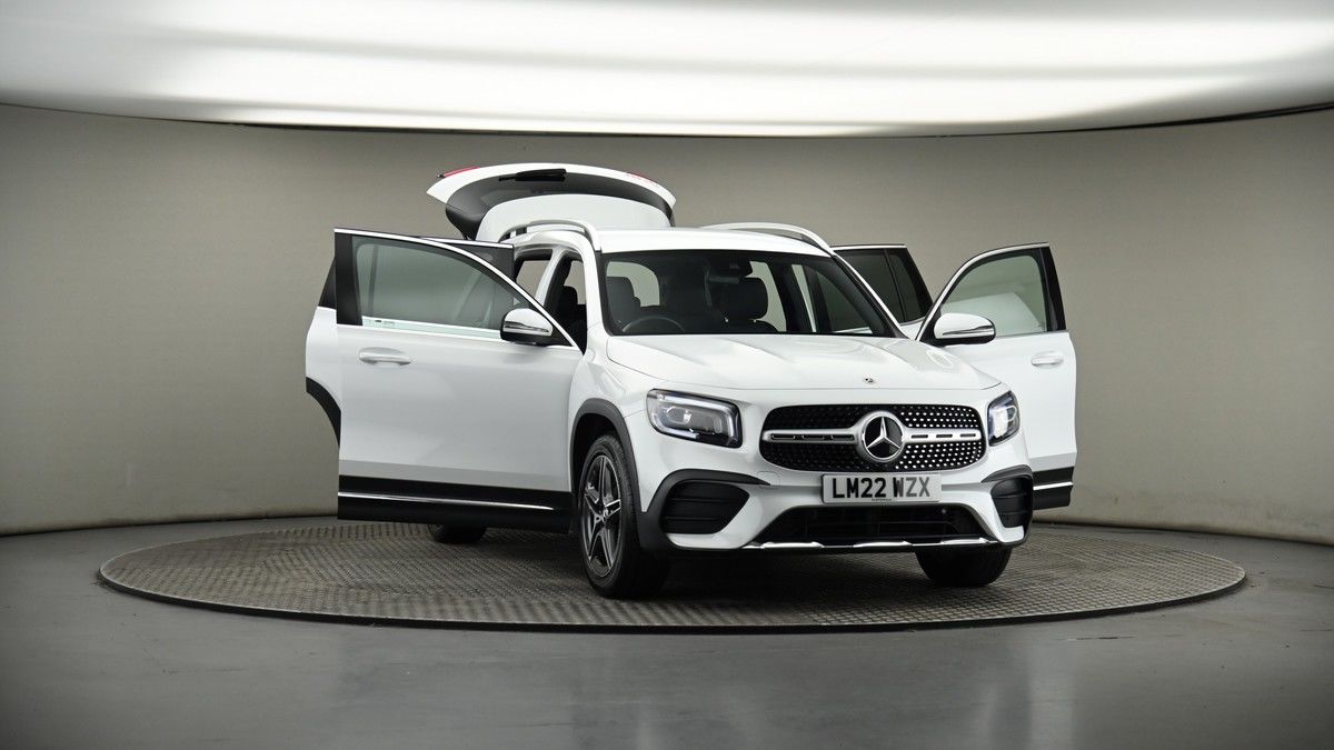 More views of Mercedes-Benz GLB