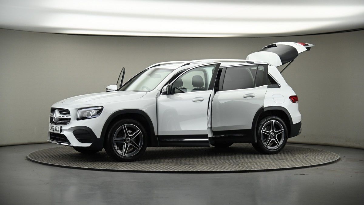 More views of Mercedes-Benz GLB